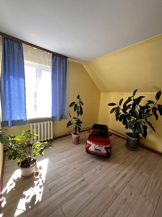 Продается дом, 2 этажа