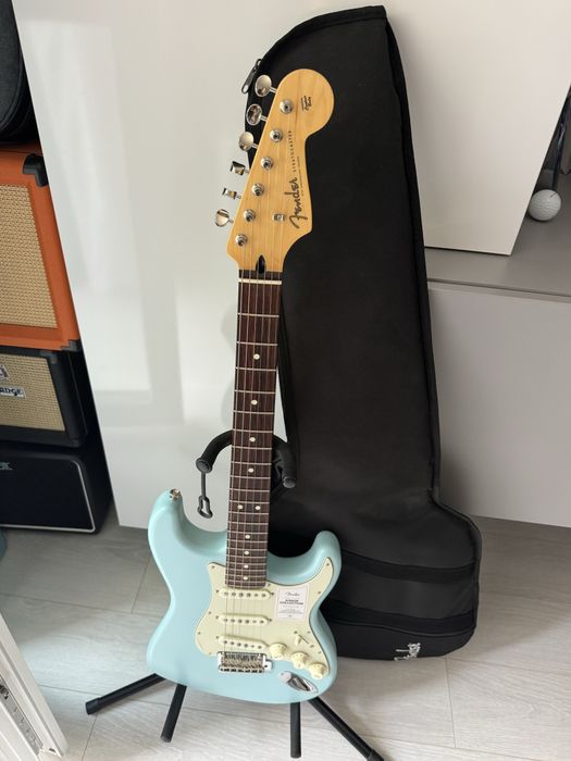 Fender Junior Collection Japan , Daphne Blue-ca nouă