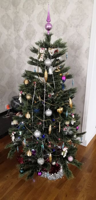 Искусственная ель