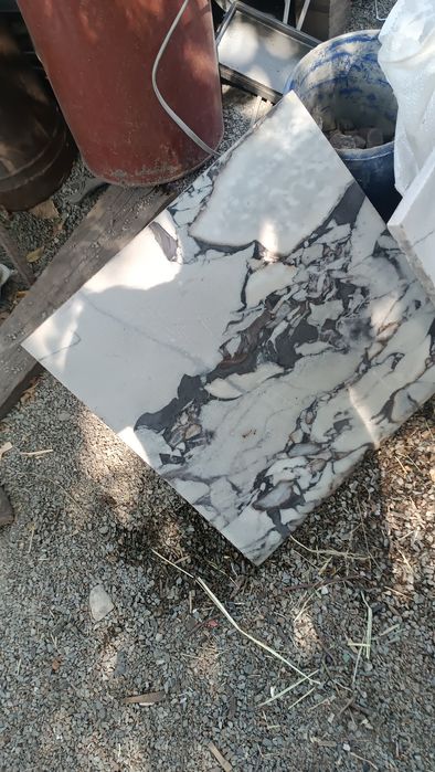 Мраморная плитка.