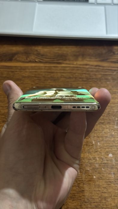 Infinix note 40 pro - 12/256gb