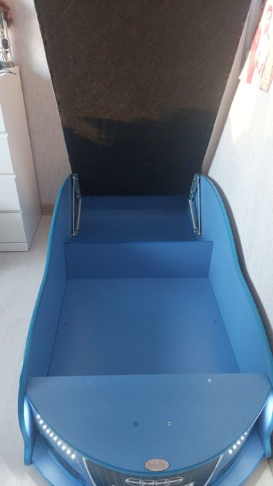 Продам кровать-машину