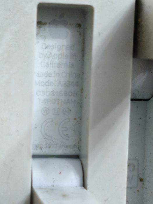 Apple orgenal zaryadnik sotiladi