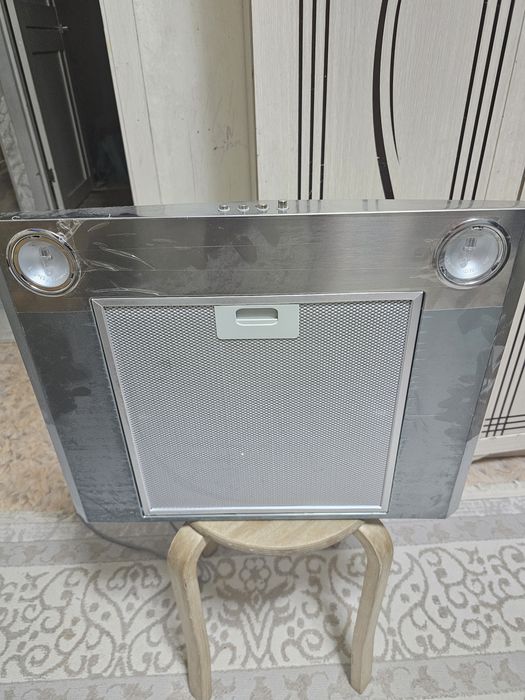 ВЫТЯЖКА продам новая