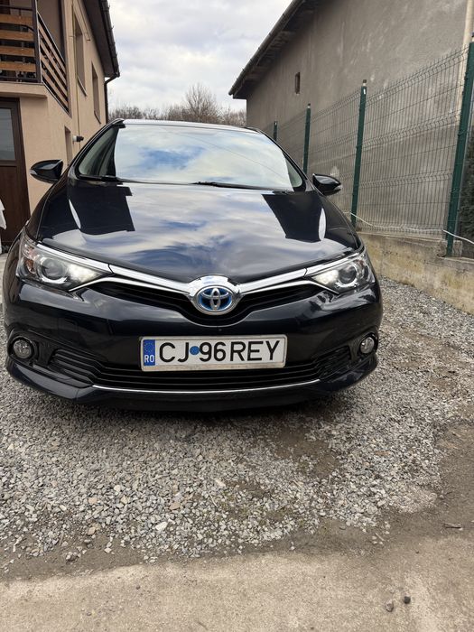 Toyota Auris Hybrid