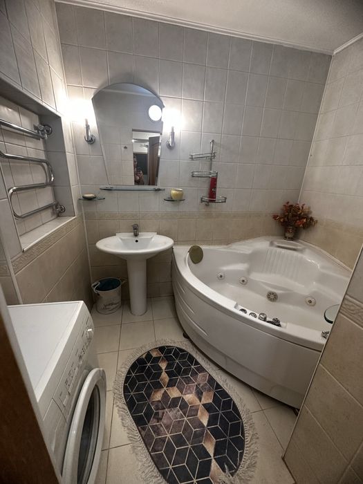 Отдам бесплатно джакузи