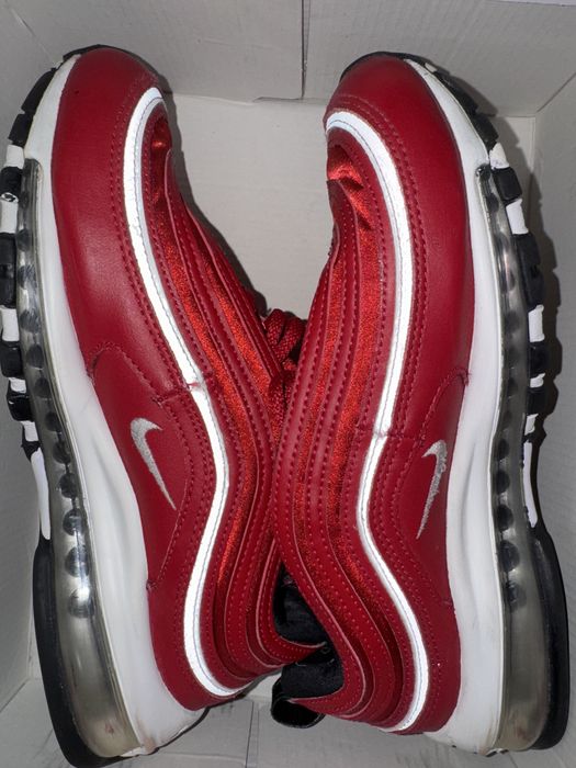 NIKE AIRMAX 97’ SE red satin