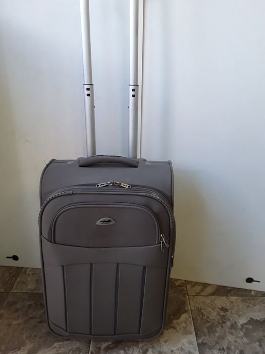 Куфар с  колелца