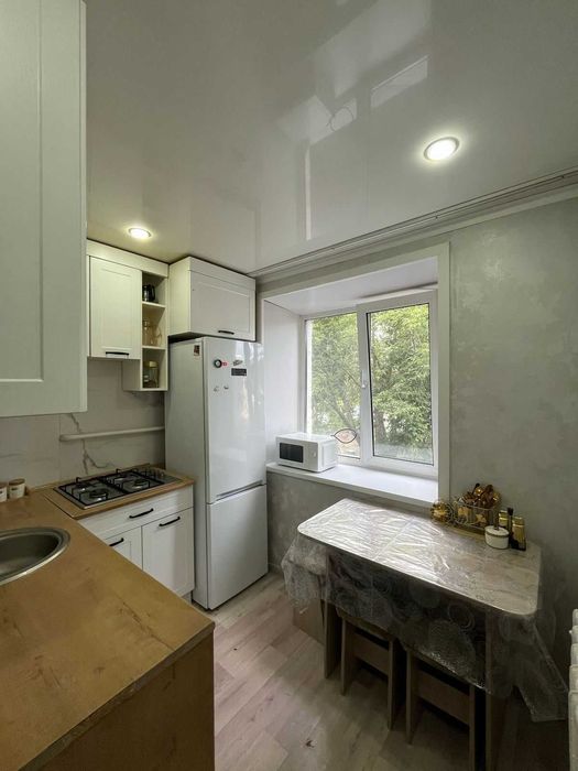 Продам 3 комнатную квартиру