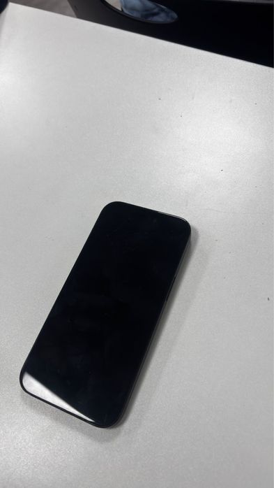 Айфон 15 256 коробка есть