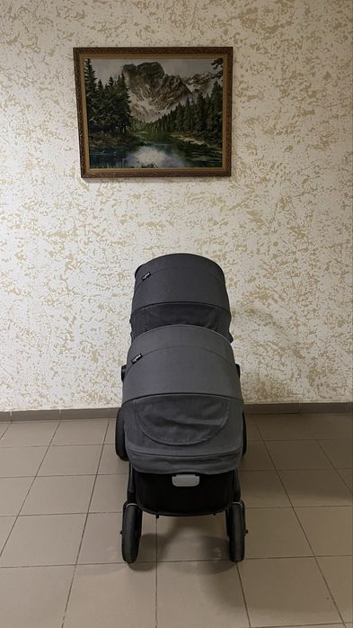 Коляска для двойни Evenflo Pivot Xpand