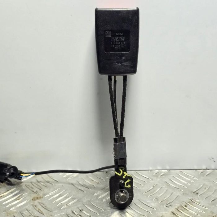 Capsa centura dreapta fata cu senzor prezenta Opel Astra J Facelift