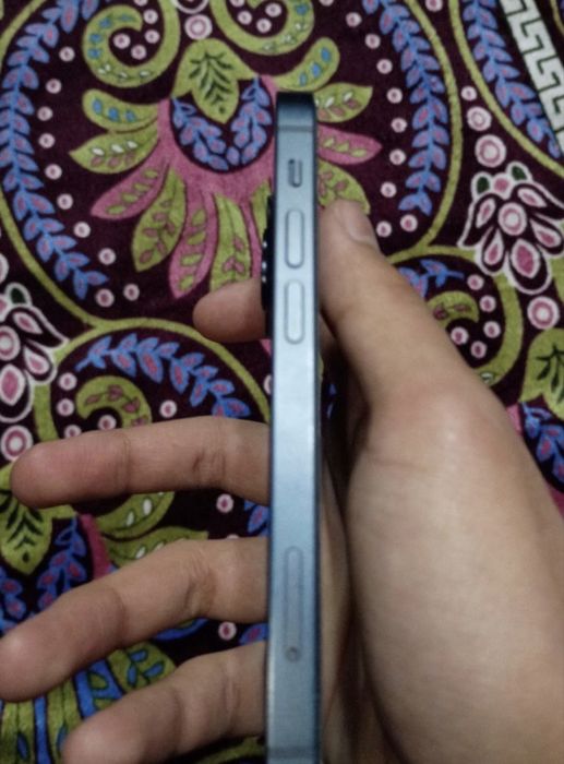 Iphone 13 mini.