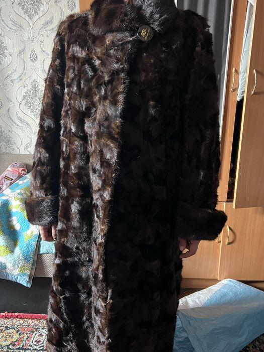 Продам норковую шубу размер 58