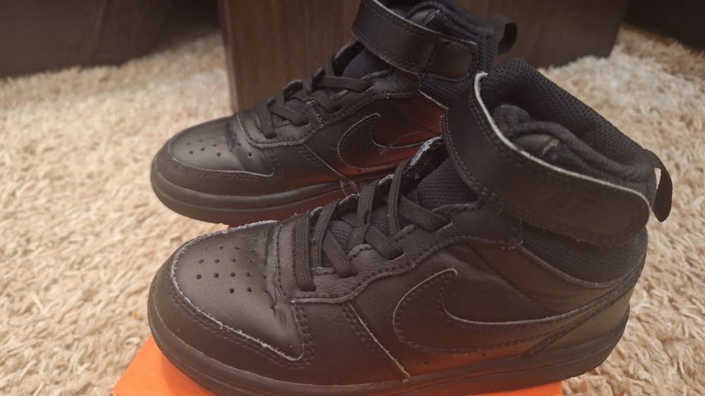 Детски кецове Nike Court Borough
Nike Court Bo