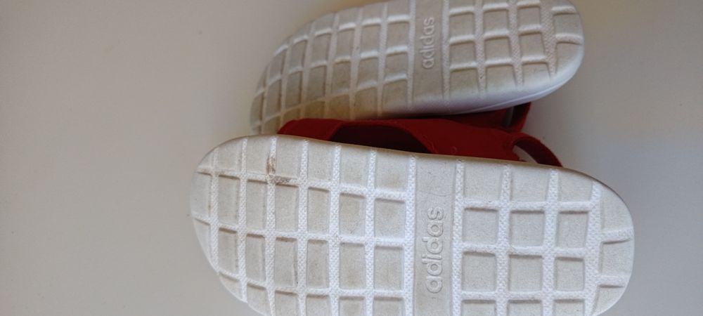 Детски сандали Adidas