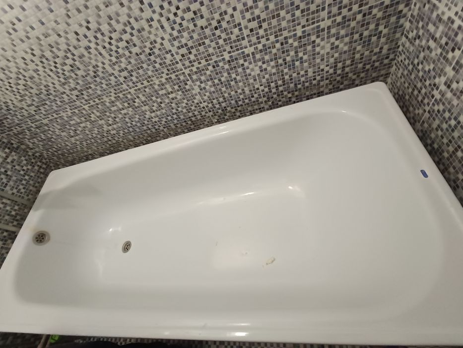 Металлическая ванна