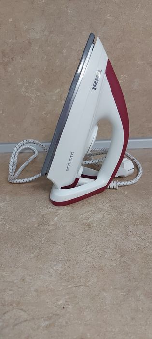 Ютия "Tefal Easygliss"