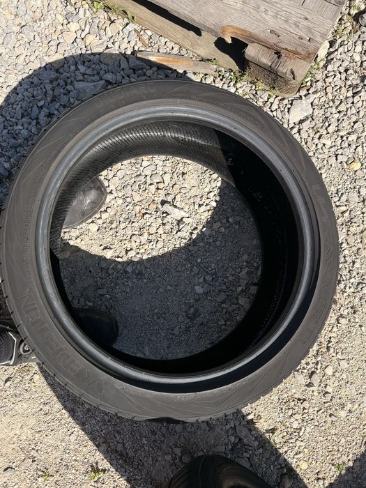 Летни гуми 255/40/18 ДОТ:20 VREDESTEIN