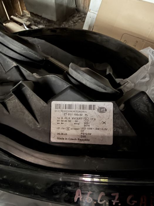 Se vinde far de audi a6 c 7