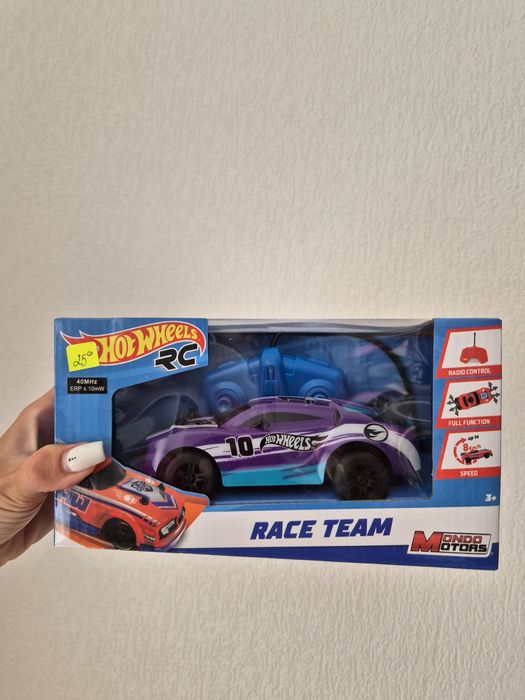 Нови колички с дистанционно Hot Wheels