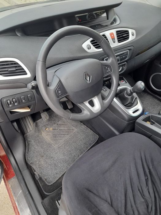 Renault scenic 3  2010