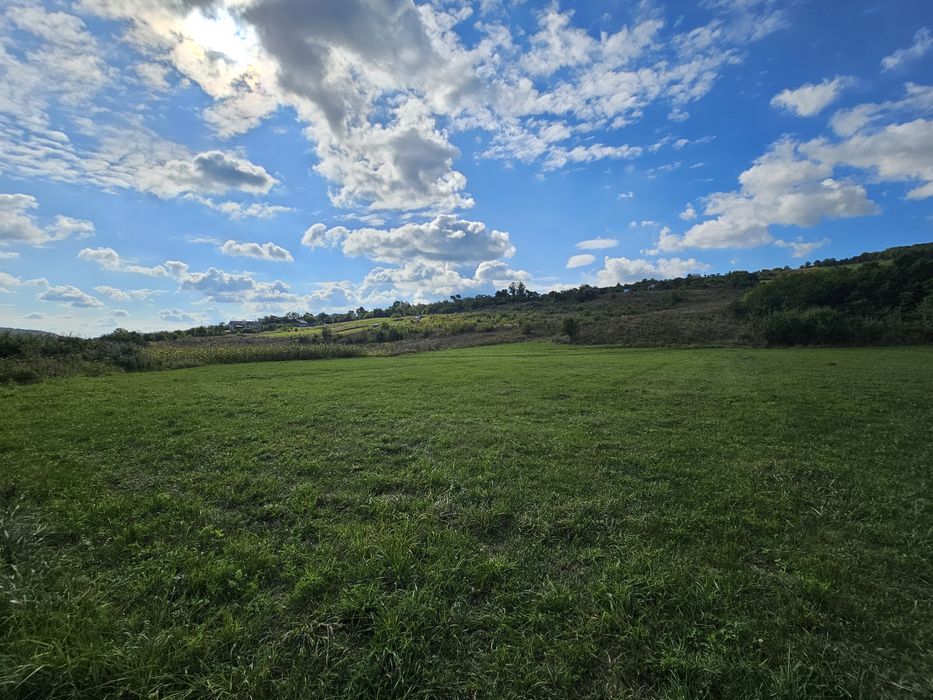 Vând teren extravilan în Agafton - 4200 mp
