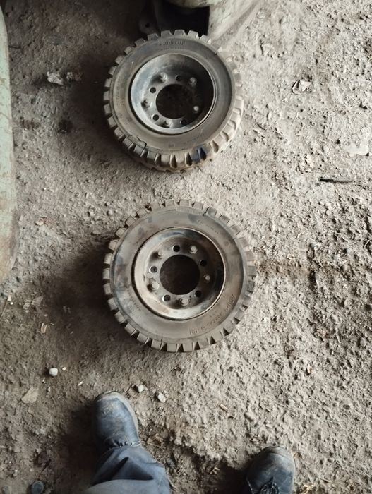 Шины для погрузчика