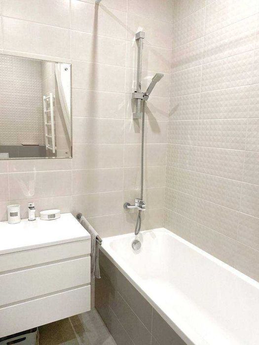 Сдаю светлую 2х ком. 7/10: ЖК Казахстан, ор-р метро Минор (Р3)