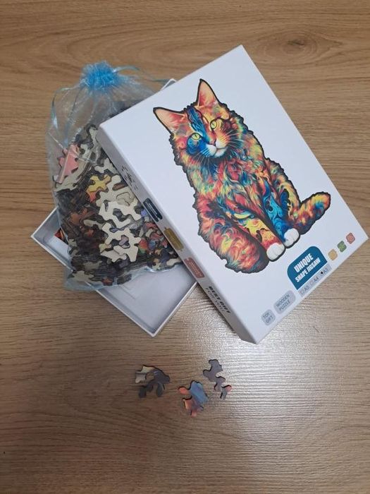 Красив дървен пъзел с котка. Голям размер.