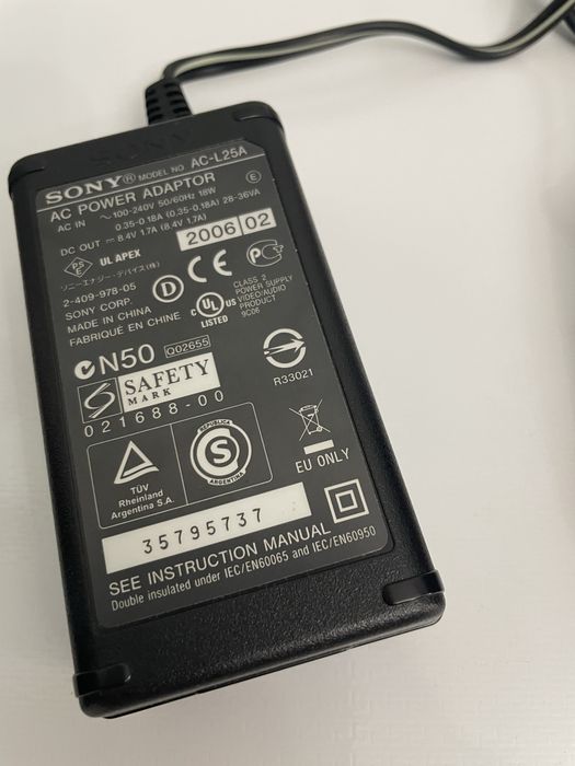 Продам камеру SONY