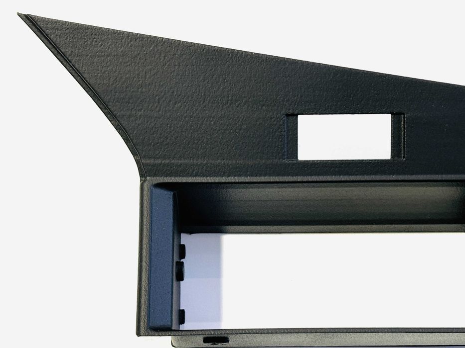 Mercedes 190 w201 - Централен отвор/решетка/духалка