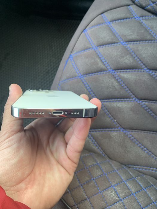 Продам срочно Айфон 13 про