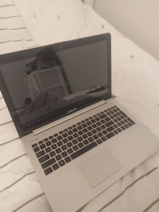 Продаю ноутбук асус s500c для работ ёмкость жёсткого диска 466 гб