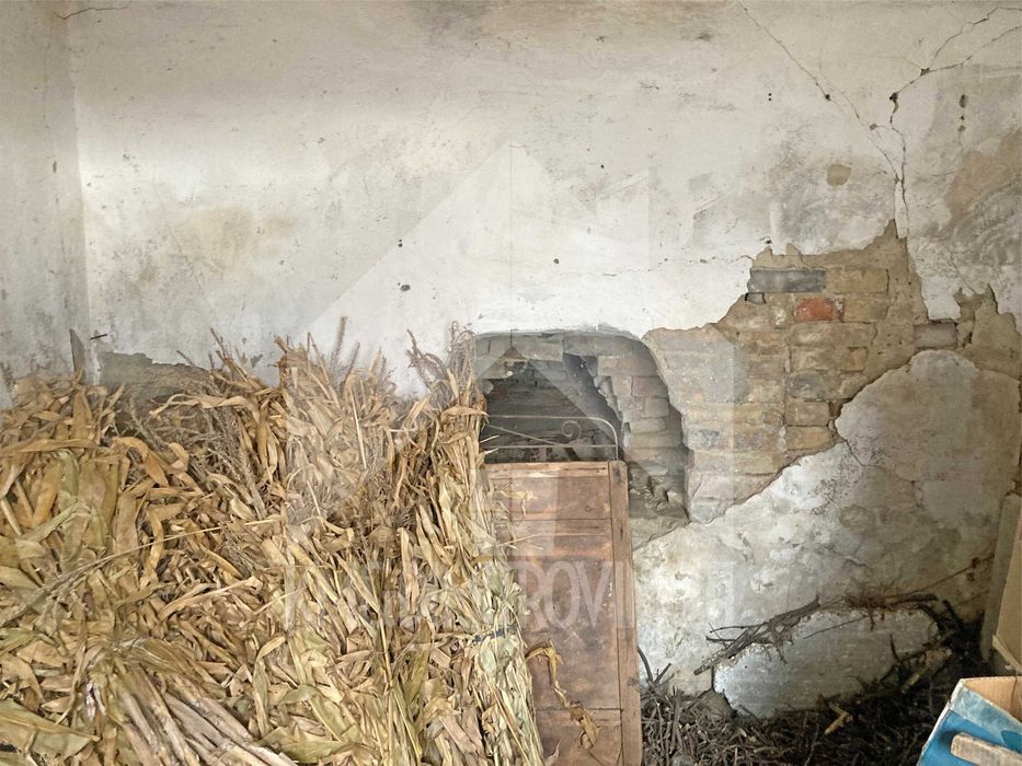 Продава се Къща в с. Мараш, Област Шумен - 120 кв.м за 298 €/кв.м - Снимка #21