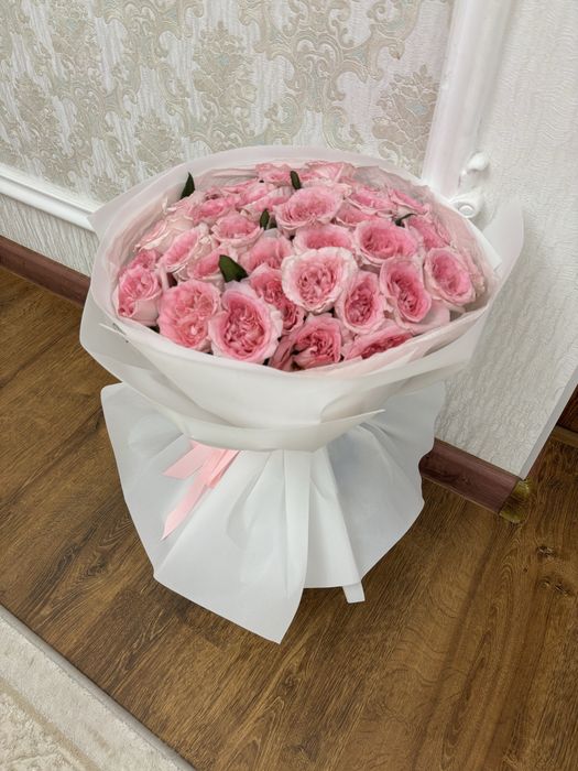 пышные розы 35 шт