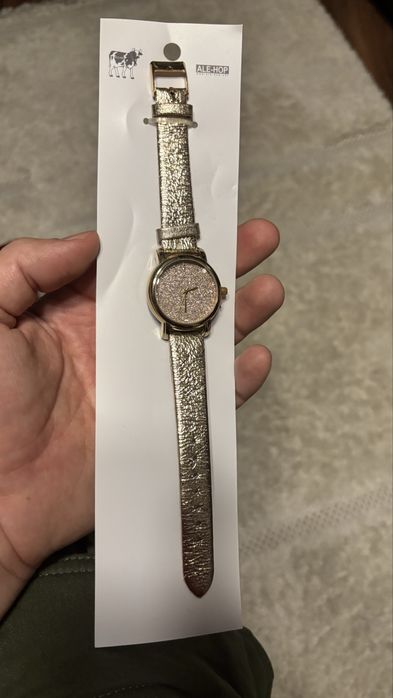 Ръчен дамски часовник