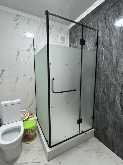 Стеклянный душевые кабинки и Перегородки