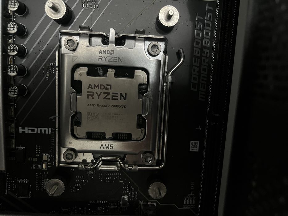 Продам 7800x3D на гарантии