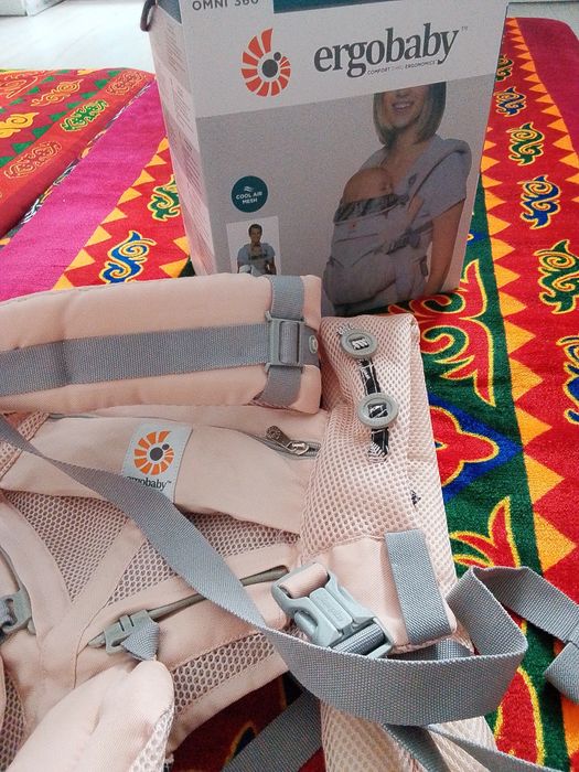 Продам Эргорюкзак Ergobaby