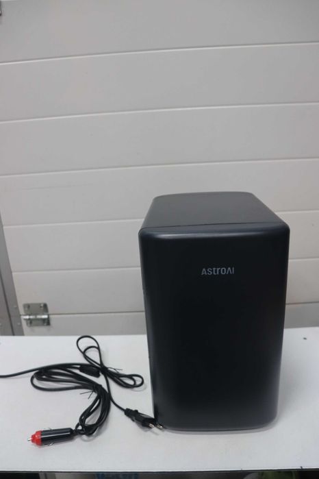 AstroAI Мини хладилник 2.0 Gen, 6 литра/8 кутии, малък хладилник