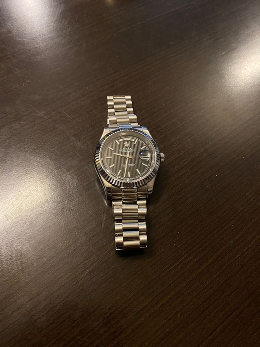 Часовник Rolex Черен