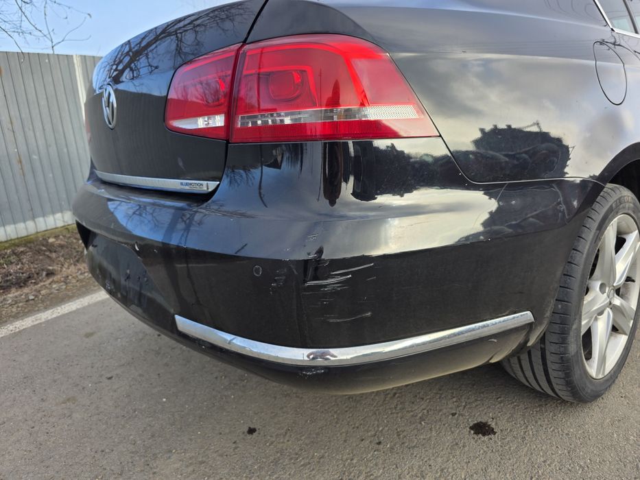 Bara Spate Passat B7 LC9X cu senzori mici defecte