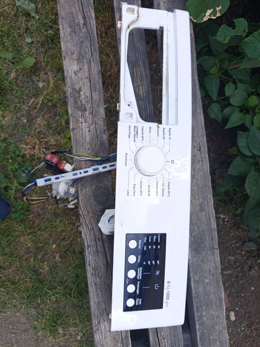 Пералня AKAI AQUA 8003 NV на части