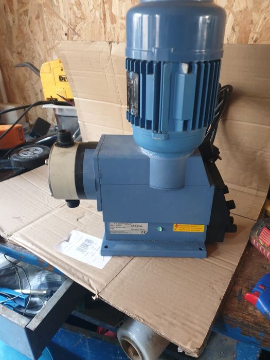 Pompa dozare acvariu