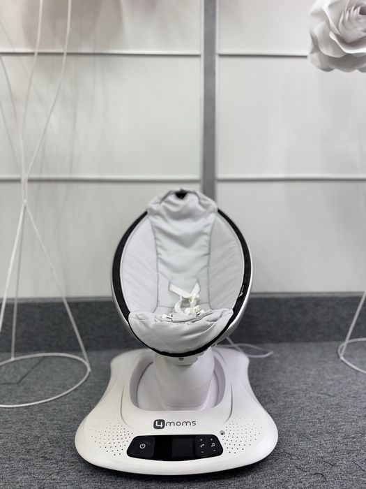 Balansoar 4Moms ultima generatie cu display si moduri