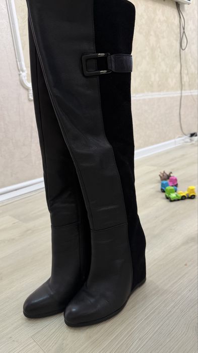 Женские кожанные сапоги