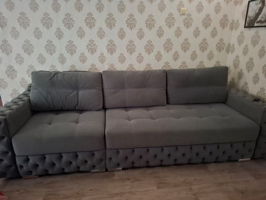 Продам диван в новом состояний