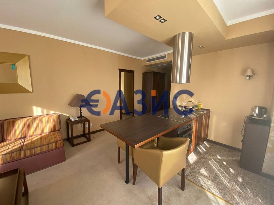 Продава се Двустаен апартамент в к.к. Слънчев бряг - 78 кв.м за 1347 €/кв.м - Снимка #3