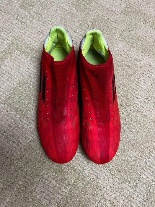 Кроссовки бутсы